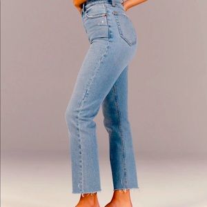 Abercrombie & Fitch Ultra High-rise Ankle Straight